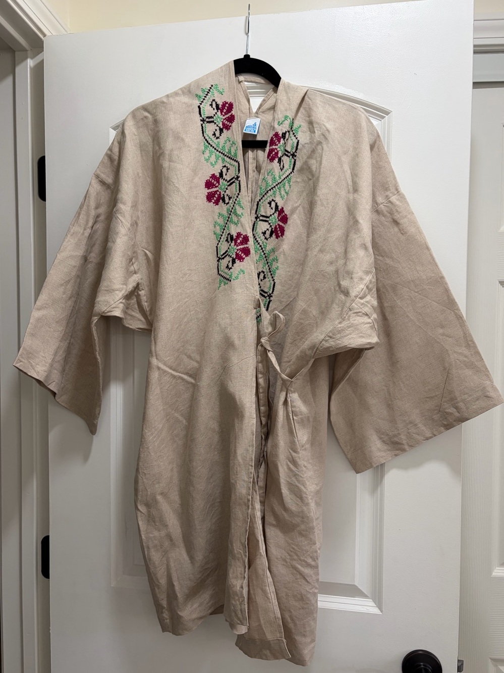 Vintage 100% Linen Embroidered Kimono Robe Made in Mexico Cross Stitch M